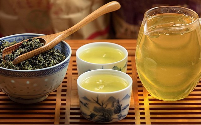 Đặc điểm chè móc câu Tân Cương